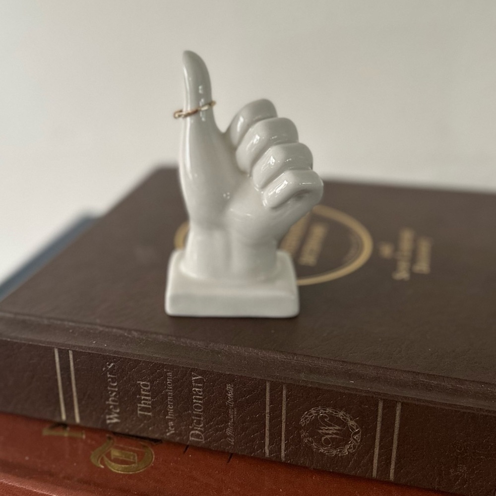 Home Decor White Ceramic Thumbs Up Modern Ring Holder and Decorative Piece